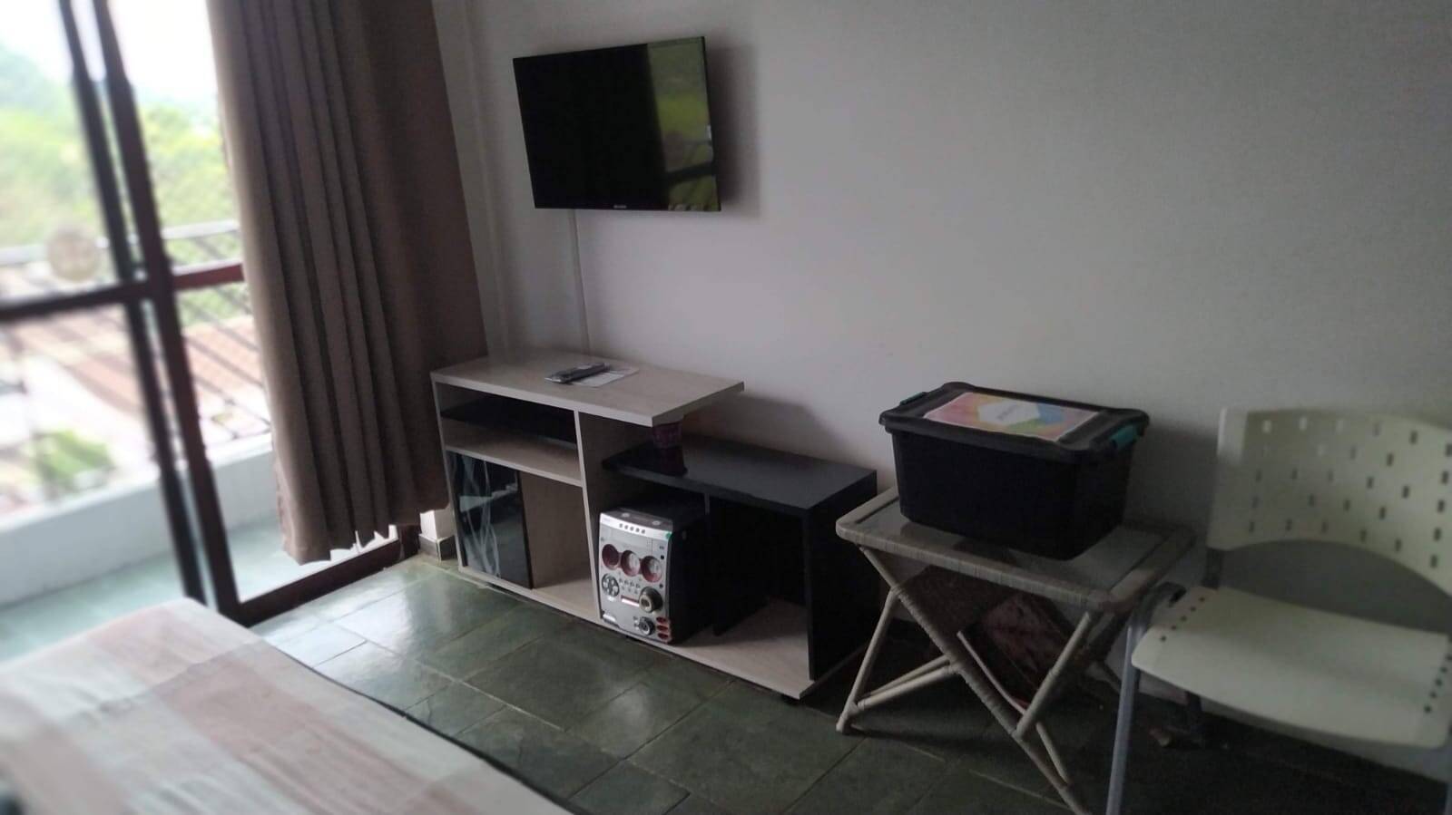 Apartamento à venda com 1 quarto, 42m² - Foto 3