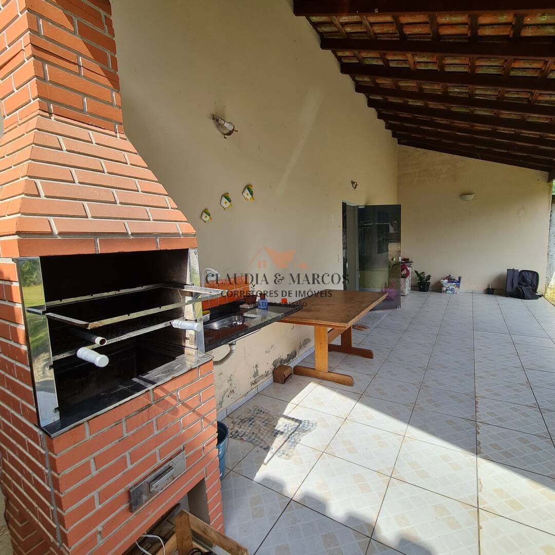 Casa à venda com 2 quartos, 65m² - Foto 8