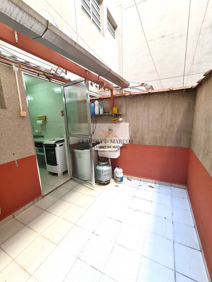 Apartamento à venda com 2 quartos, 62m² - Foto 11