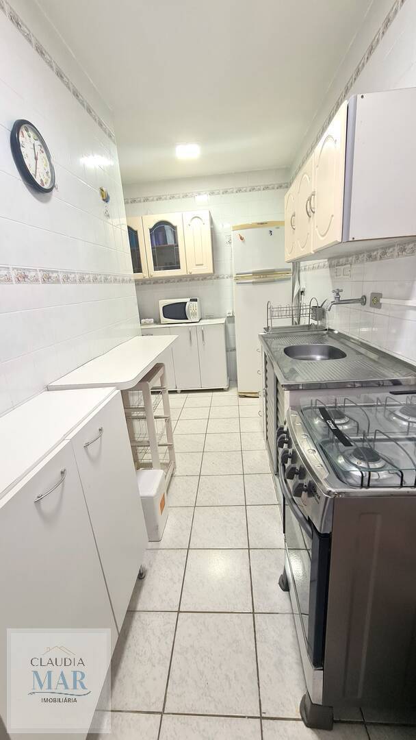 Apartamento à venda com 2 quartos, 62m² - Foto 11