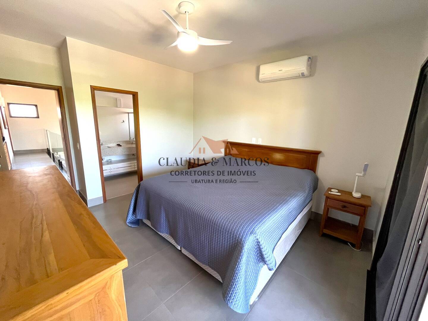 Casa à venda com 4 quartos, 282m² - Foto 18