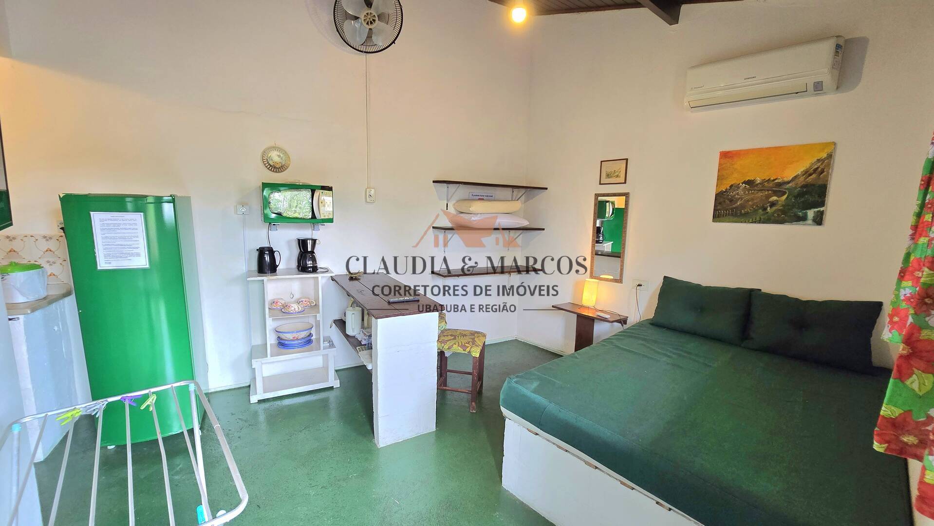 Casa à venda com 6 quartos, 240m² - Foto 15