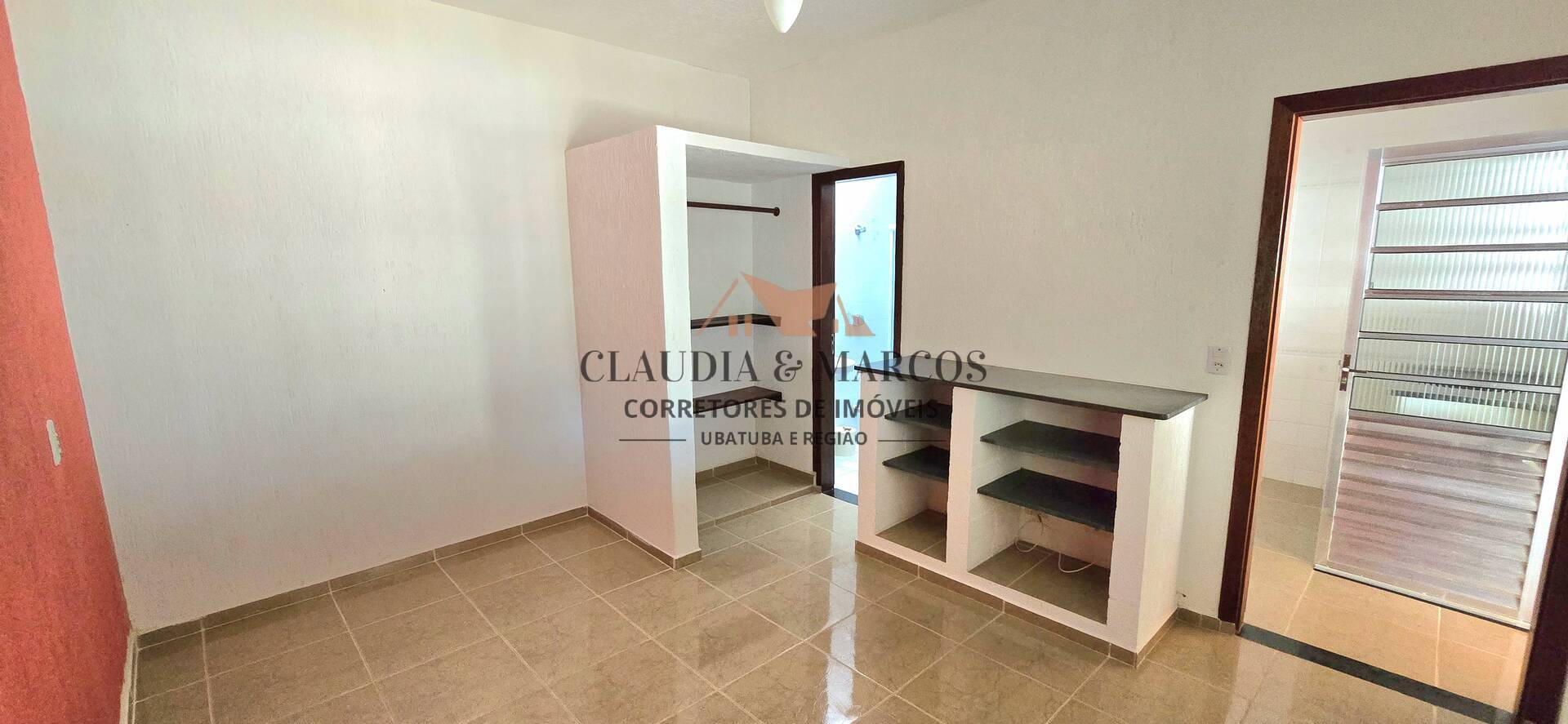 Casa à venda com 5 quartos, 242m² - Foto 17