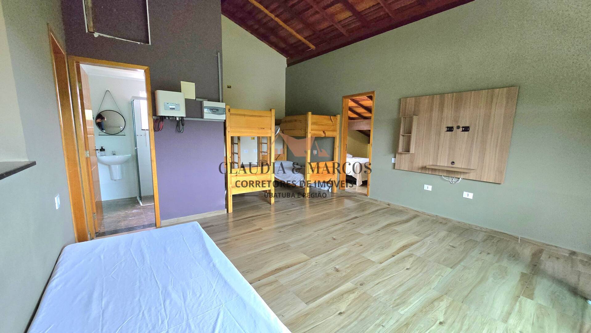 Casa à venda com 5 quartos, 300m² - Foto 14