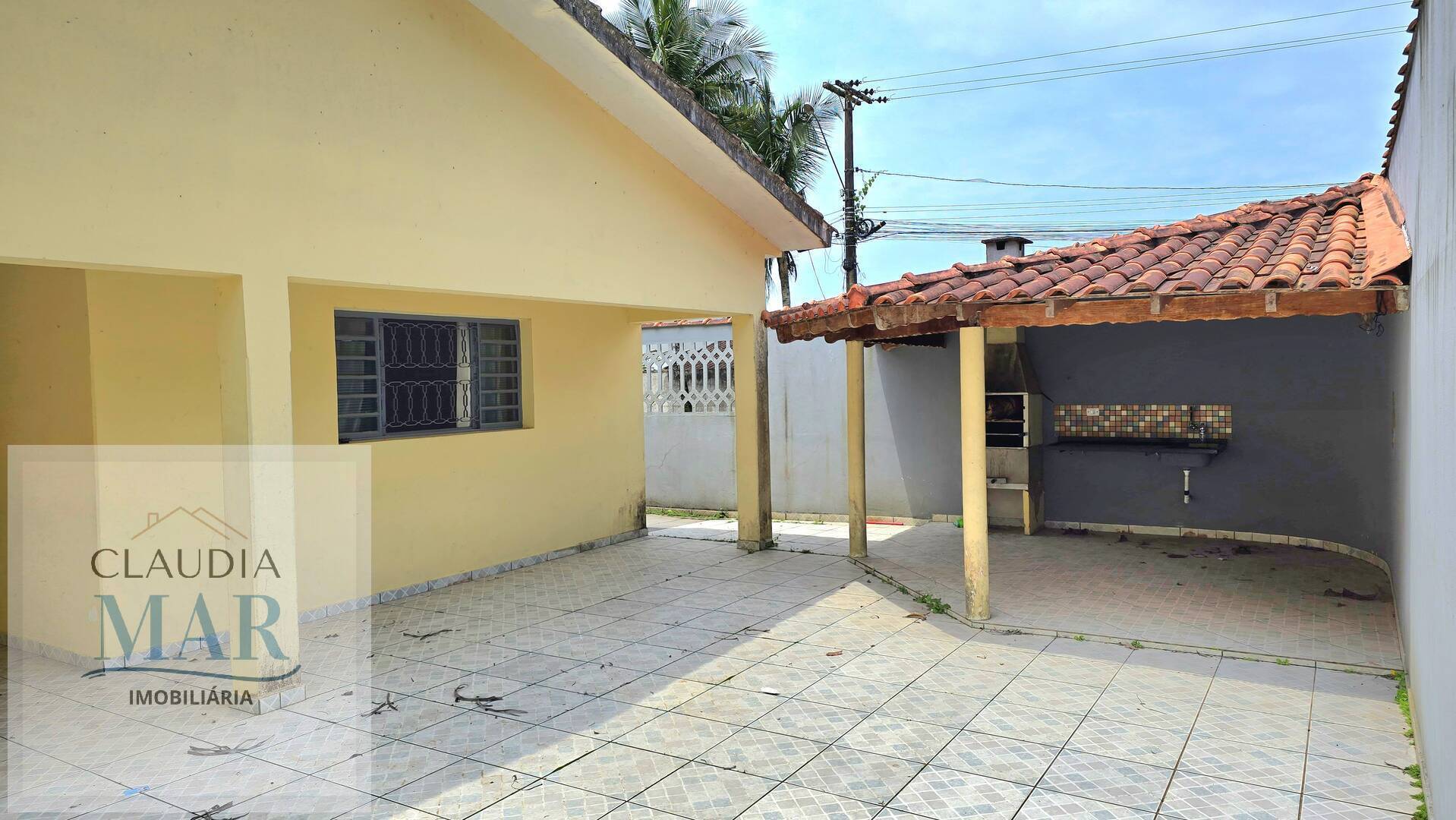 Casa à venda com 5 quartos, 233m² - Foto 2